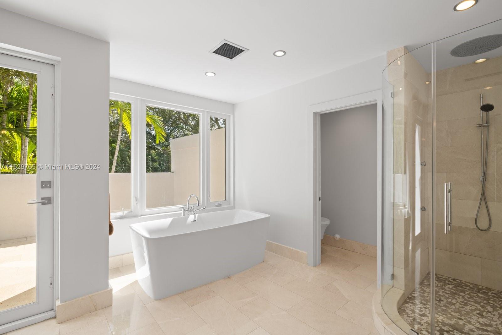 6445 102nd St, Pinecrest, FL, 33156 United States, 6 Bedrooms Bedrooms, ,5 BathroomsBathrooms,Residential,For Sale,102nd St,A11529765