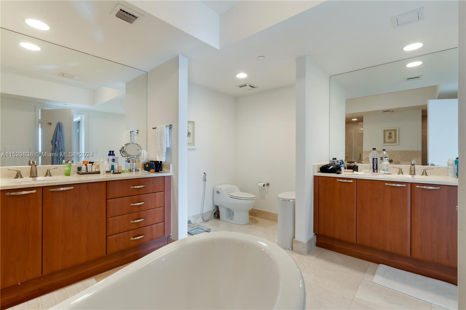 3301 183rd St, Aventura, FL, 33160 United States, 4 Bedrooms Bedrooms, ,4 BathroomsBathrooms,Residential,For Sale,183rd St,A11529838