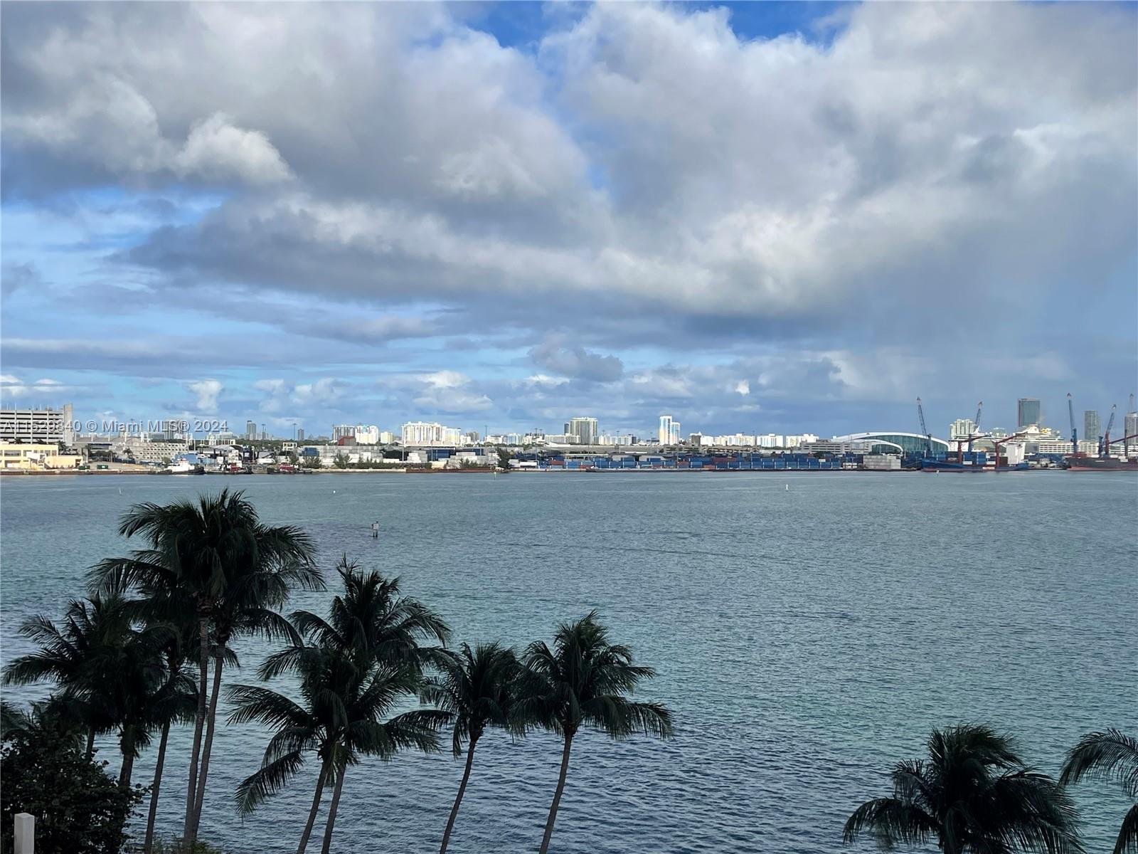 540 Brickell Key Dr 728, Miami, Florida 33131, 1 Bedroom Bedrooms, ,1 BathroomBathrooms,Residential,For Sale,540 Brickell Key Dr 728,A11529840