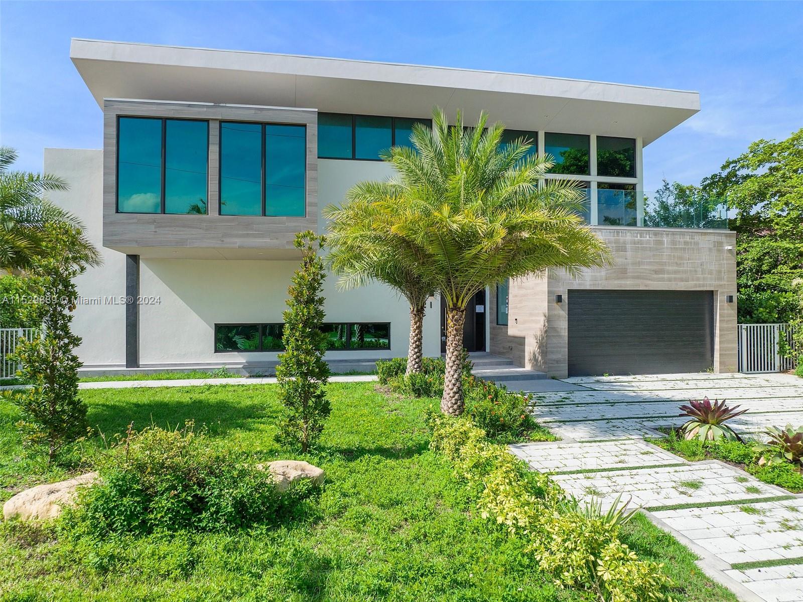 521 Holiday Dr, Hallandale Beach, FL, 33009 United States, 6 Bedrooms Bedrooms, ,6 BathroomsBathrooms,Residential,For Sale,Holiday Dr,A11529889