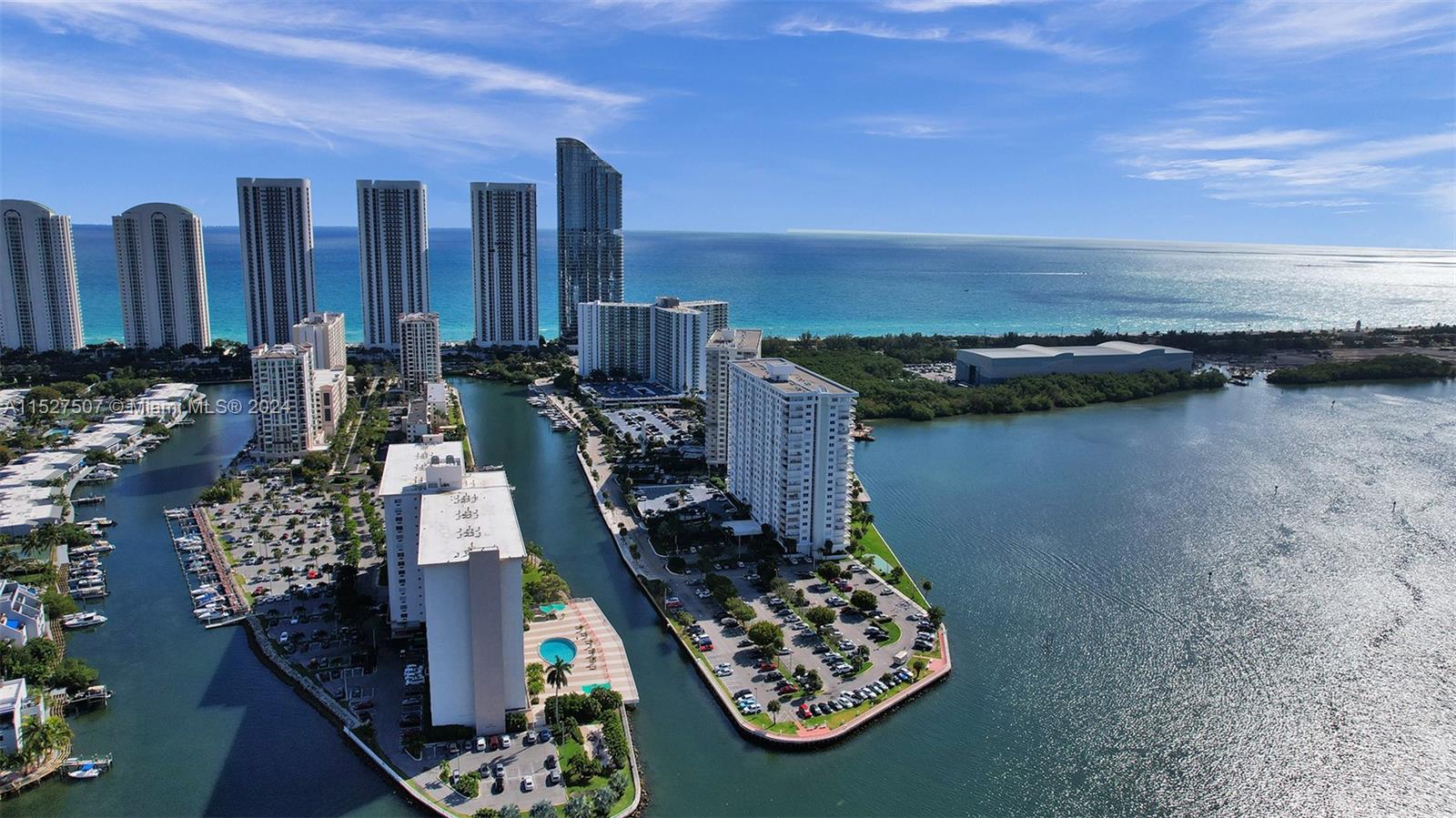 100 Bayview Dr, Sunny Isles Beach, FL, 33160 United States, 1 Bedroom Bedrooms, ,1 BathroomBathrooms,Residential,For Sale,Bayview Dr,A11527507
