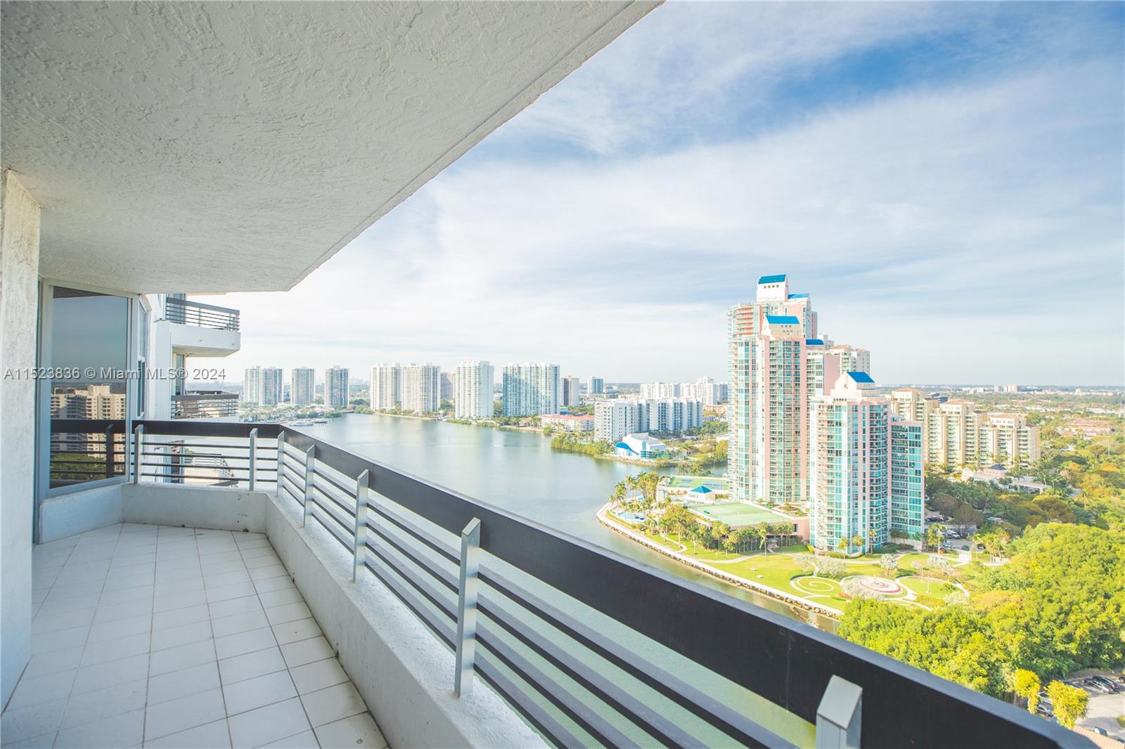 3530 Mystic Pointe Drive 2602, Aventura, Florida 33180, 2 Bedrooms Bedrooms, ,2 BathroomsBathrooms,Residential,For Sale,3530 Mystic Pointe Drive 2602,A11523836