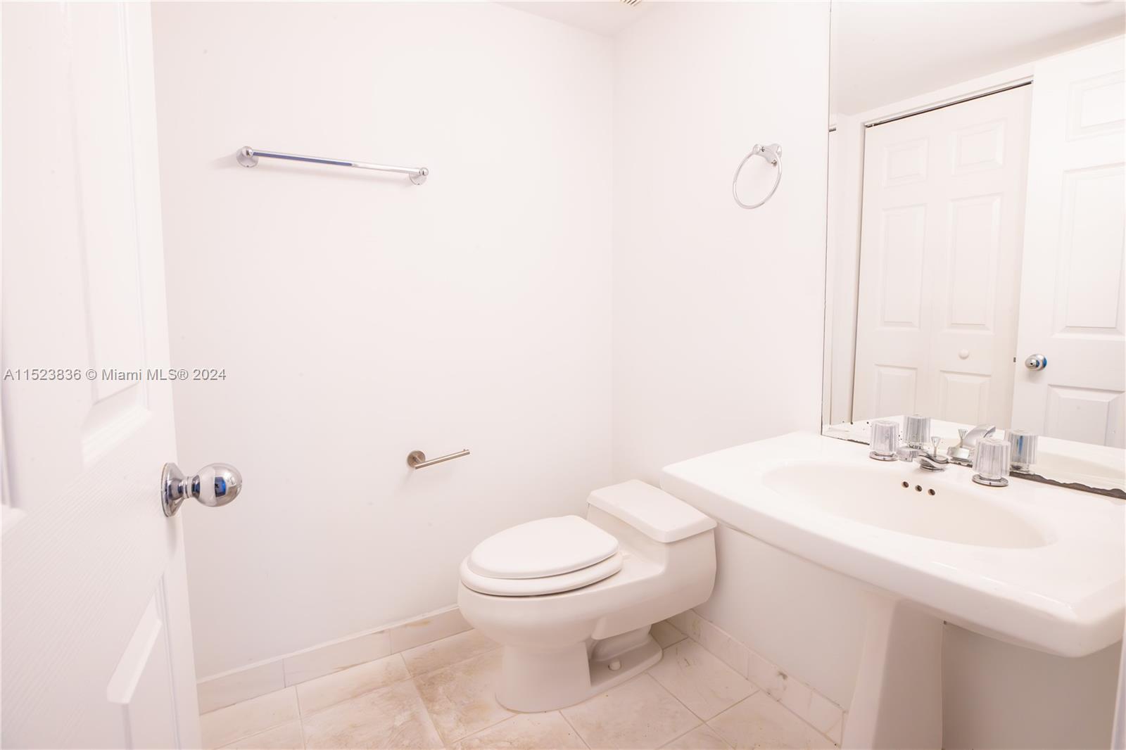 3530 Mystic Pointe Drive 2602, Aventura, Florida 33180, 2 Bedrooms Bedrooms, ,2 BathroomsBathrooms,Residential,For Sale,3530 Mystic Pointe Drive 2602,A11523836