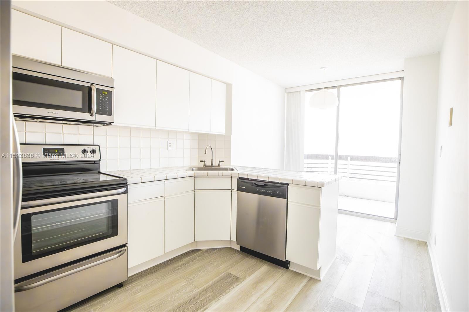 3530 Mystic Pointe Drive 2602, Aventura, Florida 33180, 2 Bedrooms Bedrooms, ,2 BathroomsBathrooms,Residential,For Sale,3530 Mystic Pointe Drive 2602,A11523836