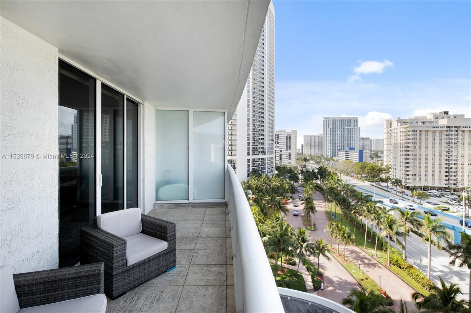 1800 S Ocean Dr 909, Hallandale Beach, Florida 33009, 2 Bedrooms Bedrooms, ,1 BathroomBathrooms,Residentiallease,For Rent,1800 S Ocean Dr 909,A11529879