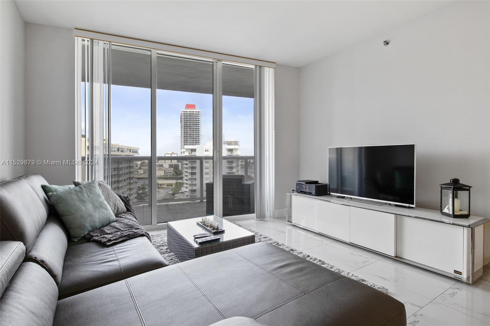 1800 S Ocean Dr 909, Hallandale Beach, Florida 33009, 2 Bedrooms Bedrooms, ,1 BathroomBathrooms,Residentiallease,For Rent,1800 S Ocean Dr 909,A11529879