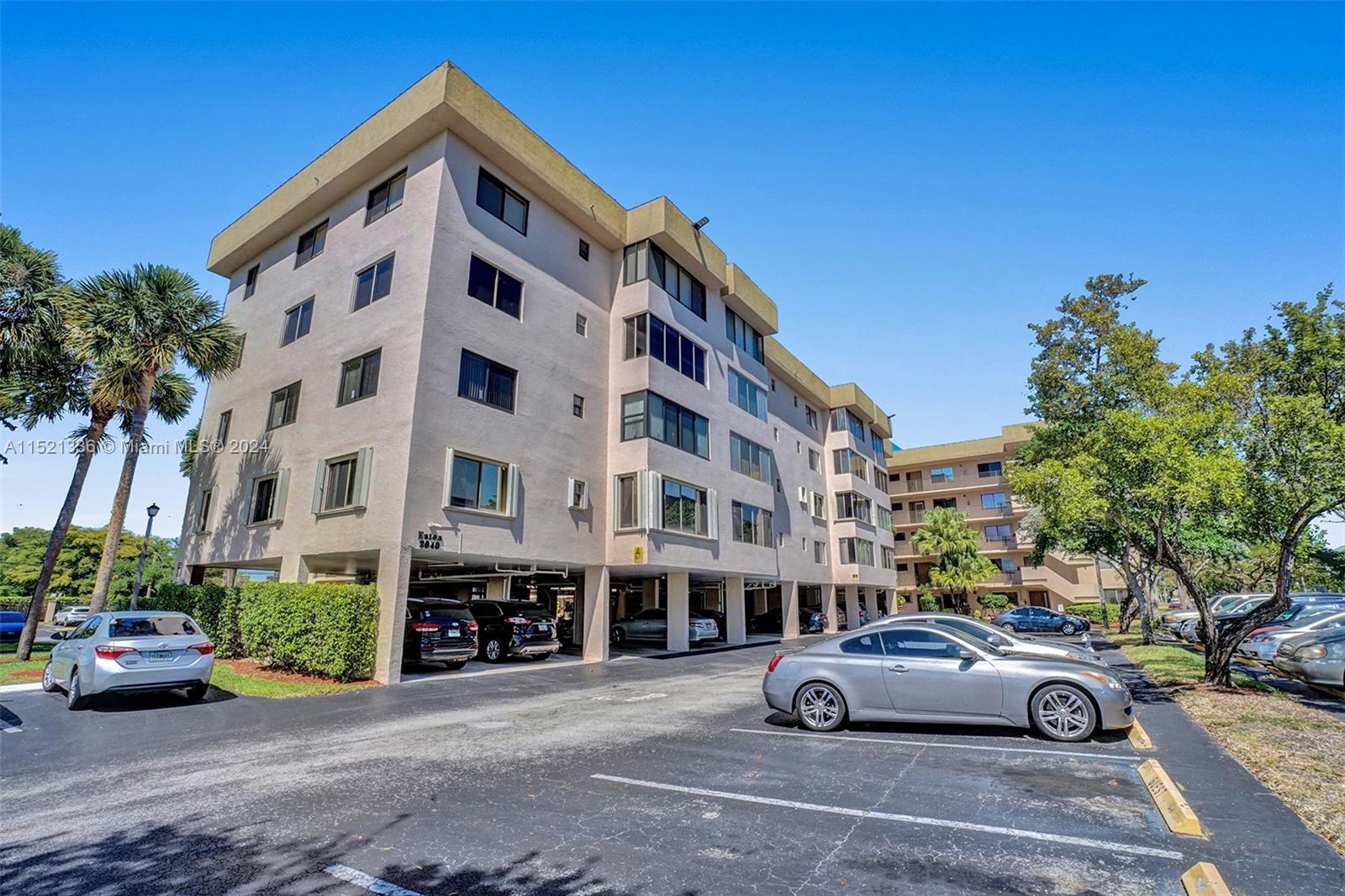 8040 Hampton Blvd 414, North Lauderdale, Florida 33068, 2 Bedrooms Bedrooms, ,2 BathroomsBathrooms,Residential,For Sale,8040 Hampton Blvd 414,A11521336