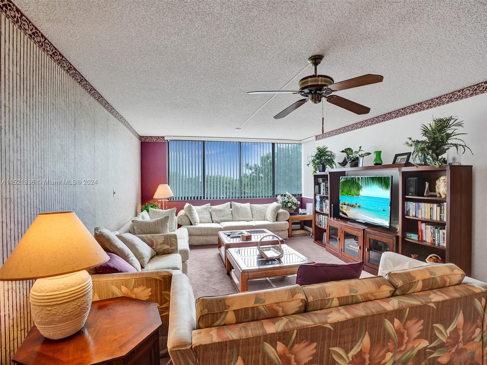 8040 Hampton Blvd 414, North Lauderdale, Florida 33068, 2 Bedrooms Bedrooms, ,2 BathroomsBathrooms,Residential,For Sale,8040 Hampton Blvd 414,A11521336