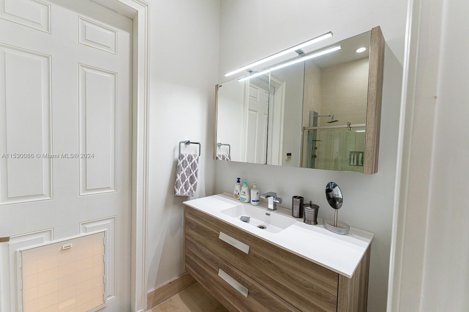 1107 Pelican Ln, Hollywood, FL, 33019 United States, 4 Bedrooms Bedrooms, ,4 BathroomsBathrooms,Residential,For Sale,Pelican Ln,A11530086