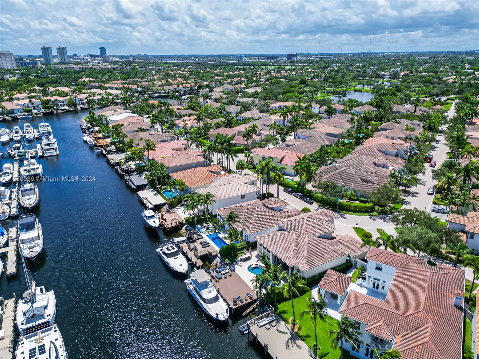 1107 Pelican Ln, Hollywood, FL, 33019 United States, 4 Bedrooms Bedrooms, ,4 BathroomsBathrooms,Residential,For Sale,Pelican Ln,A11530086