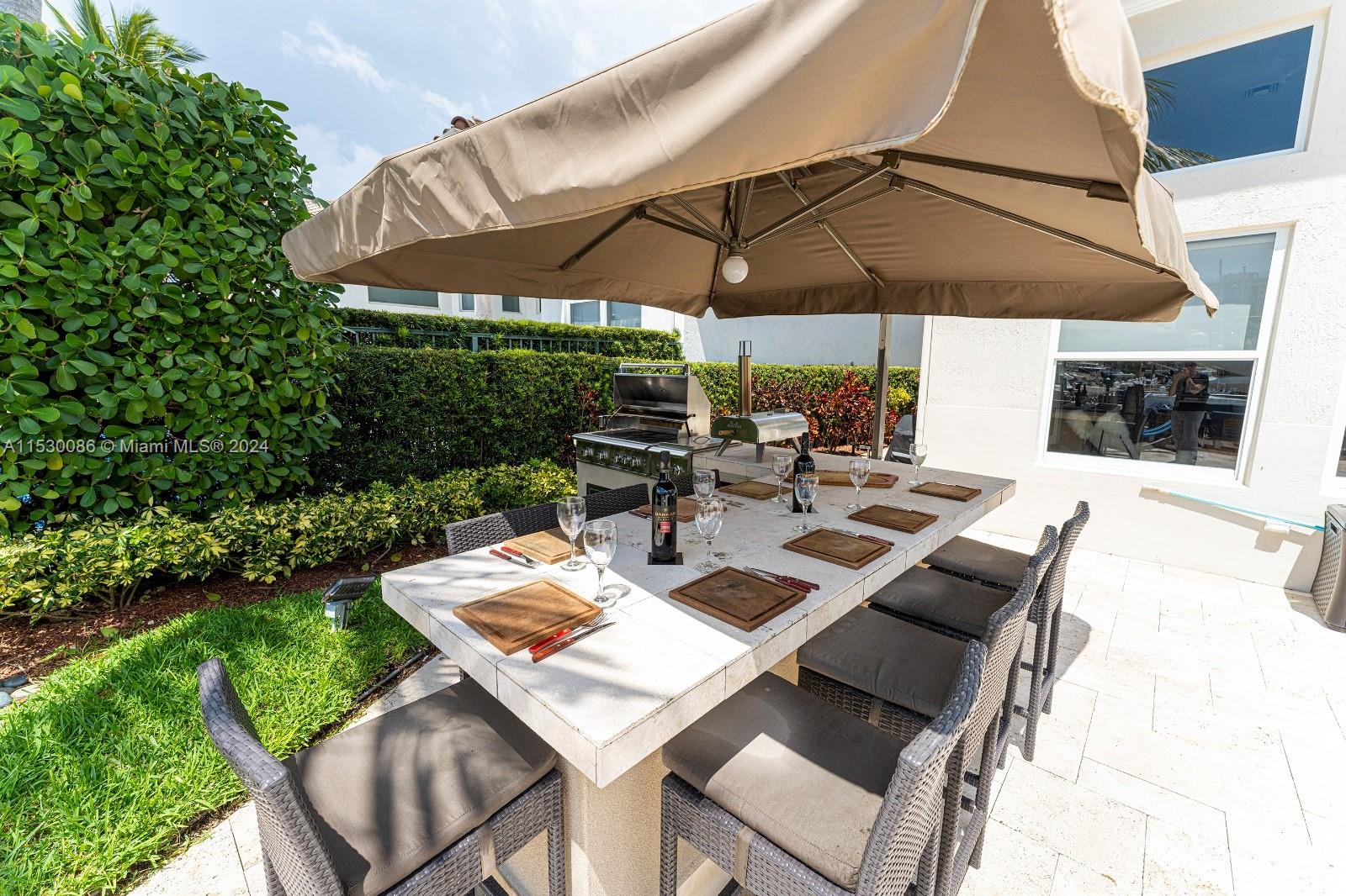 1107 Pelican Ln, Hollywood, FL, 33019 United States, 4 Bedrooms Bedrooms, ,4 BathroomsBathrooms,Residential,For Sale,Pelican Ln,A11530086