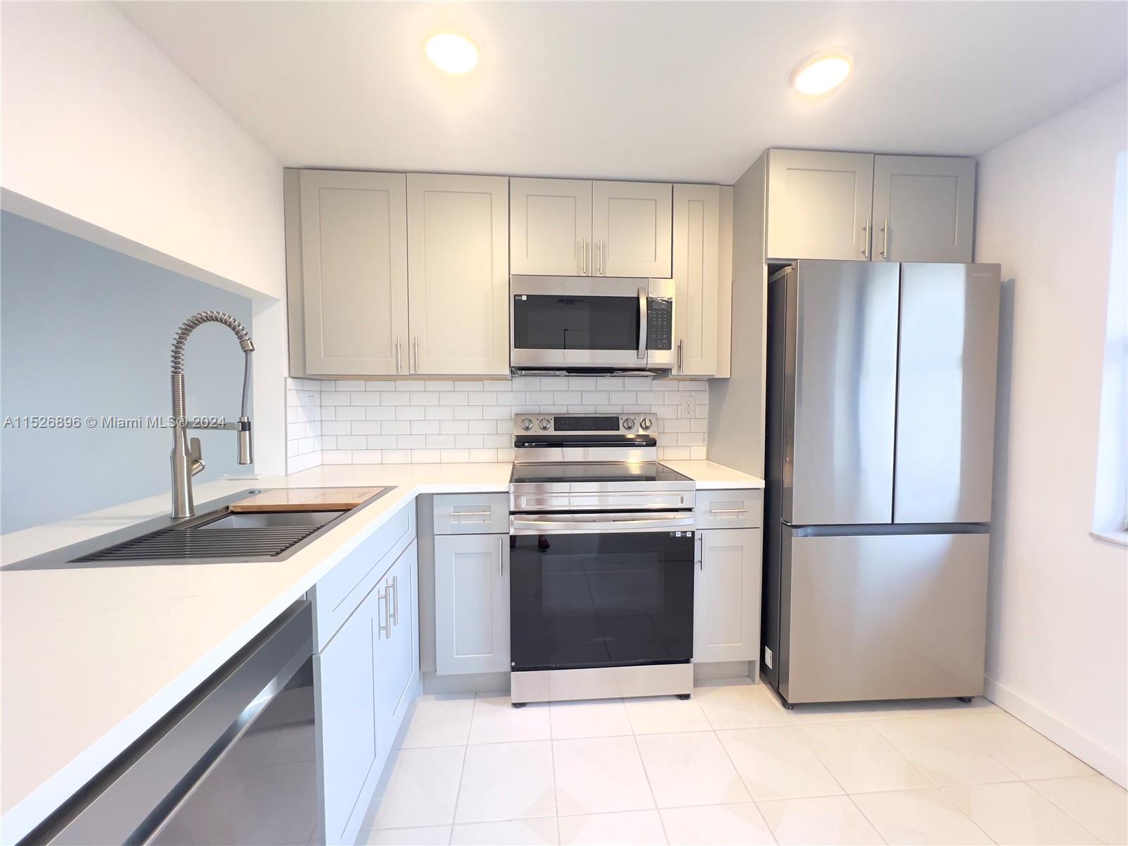 2793 NW 104th Ave 107, Sunrise, Florida 33322, 2 Bedrooms Bedrooms, ,2 BathroomsBathrooms,Residential,For Sale,2793 NW 104th Ave 107,A11526896