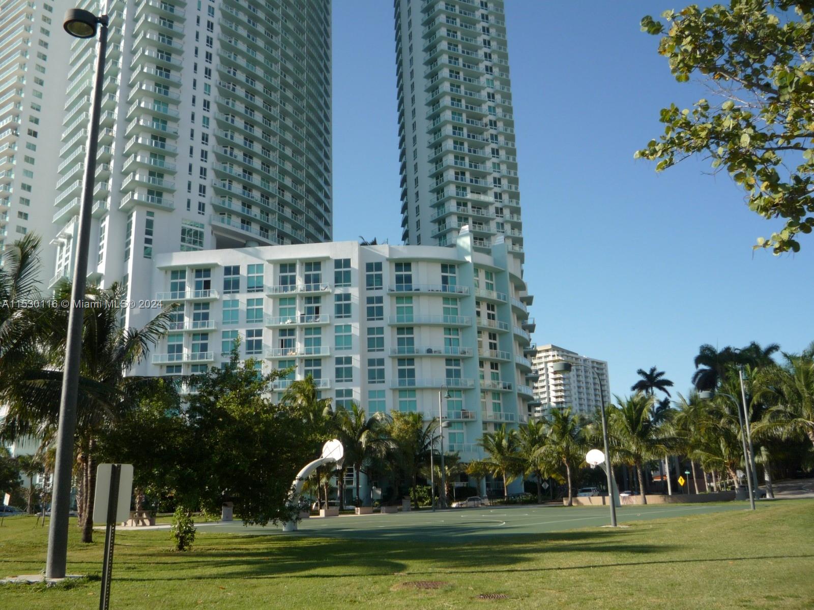 1900 N Bayshore Dr 3606, Miami, Florida 33132, 1 Bedroom Bedrooms, ,1 BathroomBathrooms,Residential,For Sale,1900 N Bayshore Dr 3606,A11530116