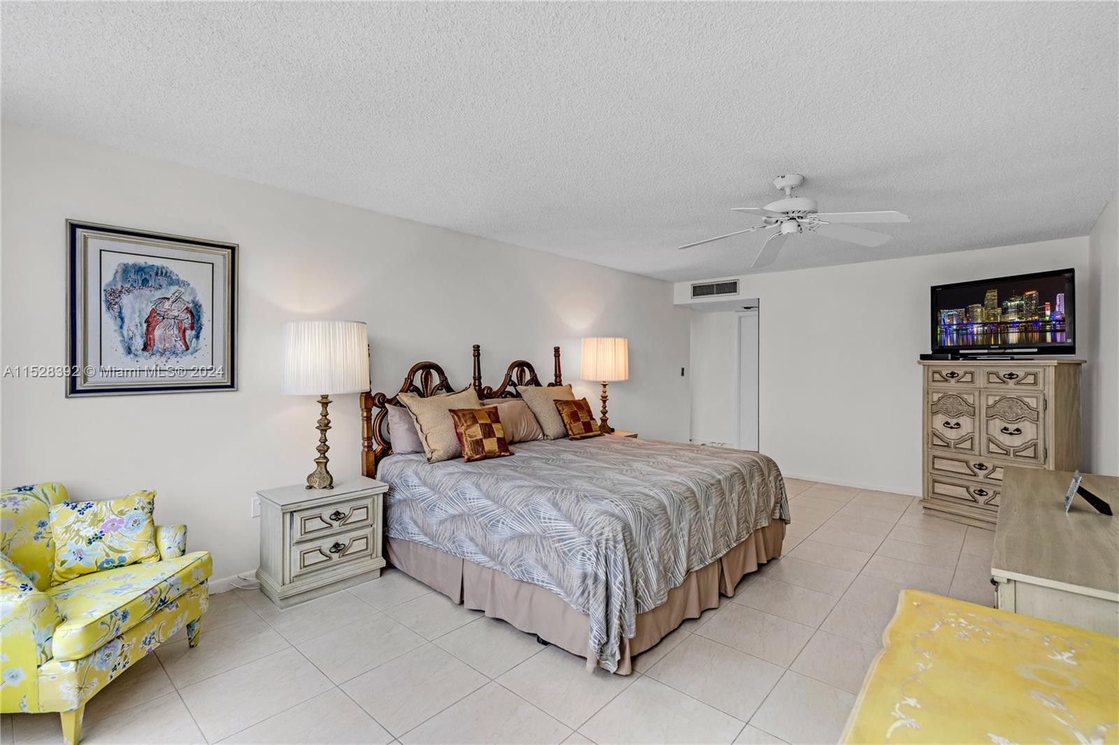 2751 S Ocean Dr 208S, Hollywood, Florida 33019, 2 Bedrooms Bedrooms, ,2 BathroomsBathrooms,Residential,For Sale,2751 S Ocean Dr 208S,A11528392