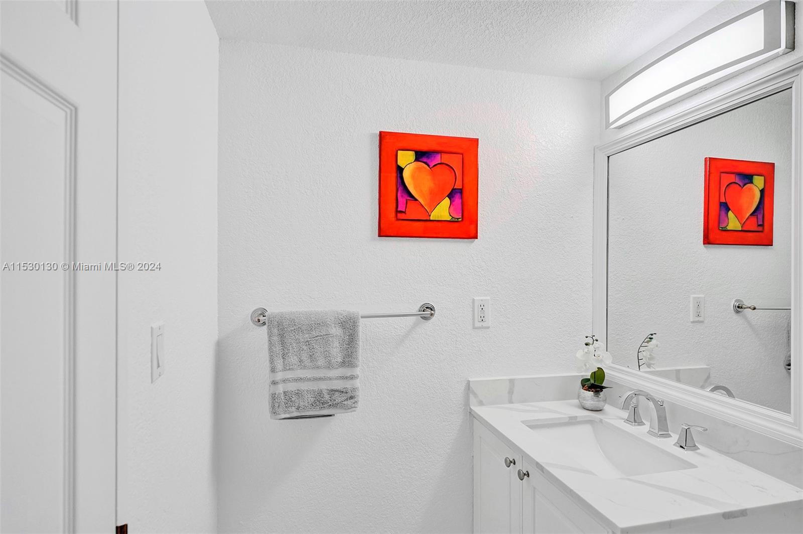 2501 S Ocean Dr 905 (Available May 2), Hollywood, Florida 33019, ,1 BathroomBathrooms,Residentiallease,For Rent,2501 S Ocean Dr 905 (Available May 2),A11530130