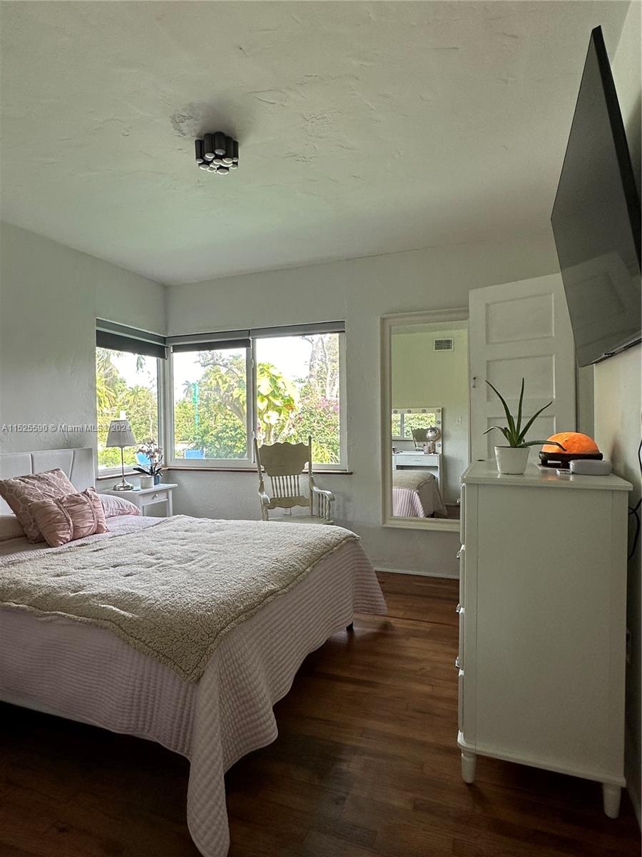 10300 N Miami Ave, Miami Shores, Florida 33150, 4 Bedrooms Bedrooms, ,3 BathroomsBathrooms,Residential,For Sale,10300 N Miami Ave,A11525590