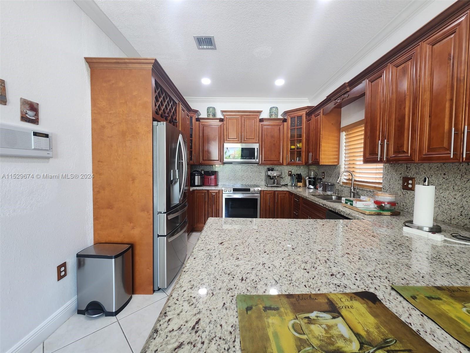16167 SW 61st Ln 16167, Miami, Florida 33193, 4 Bedrooms Bedrooms, ,2 BathroomsBathrooms,Residentiallease,For Rent,16167 SW 61st Ln 16167,A11529674