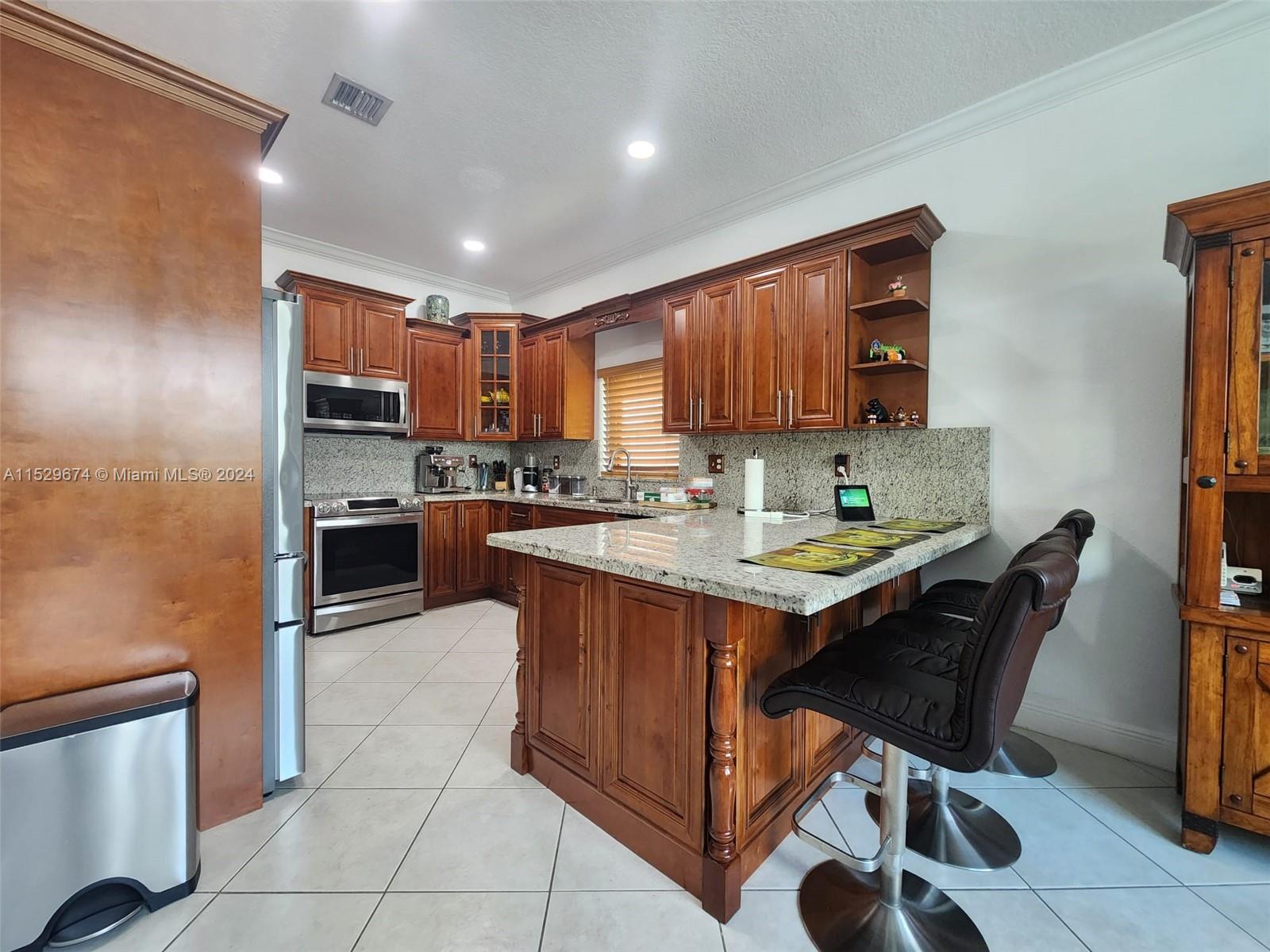 16167 SW 61st Ln 16167, Miami, Florida 33193, 4 Bedrooms Bedrooms, ,2 BathroomsBathrooms,Residentiallease,For Rent,16167 SW 61st Ln 16167,A11529674
