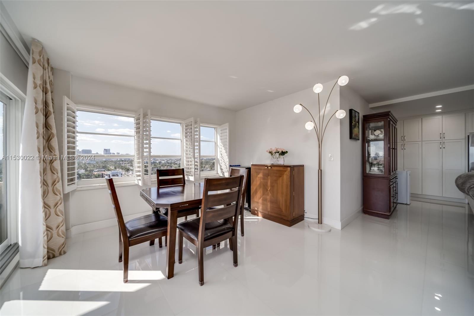 2500 Las Olas Blvd, Fort Lauderdale, FL, 33301 United States, 3 Bedrooms Bedrooms, ,2 BathroomsBathrooms,Residential,For Sale,Las Olas Blvd,A11530022