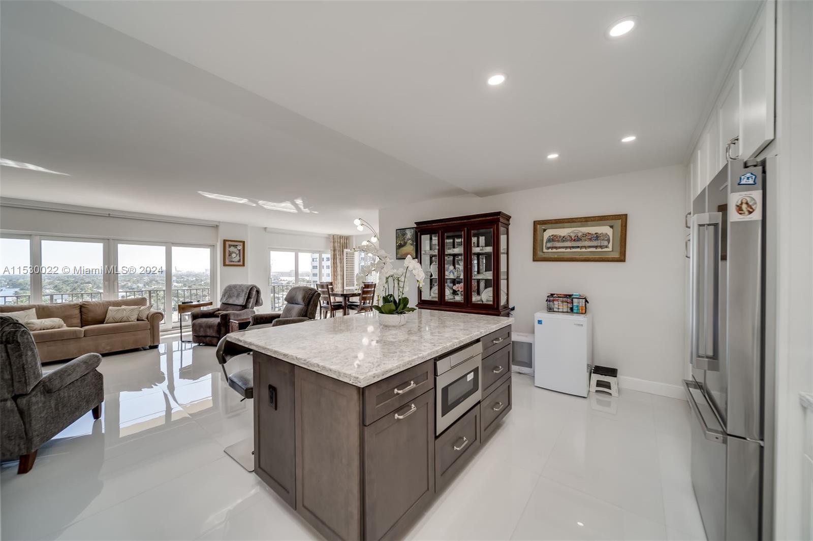 2500 Las Olas Blvd, Fort Lauderdale, FL, 33301 United States, 3 Bedrooms Bedrooms, ,2 BathroomsBathrooms,Residential,For Sale,Las Olas Blvd,A11530022