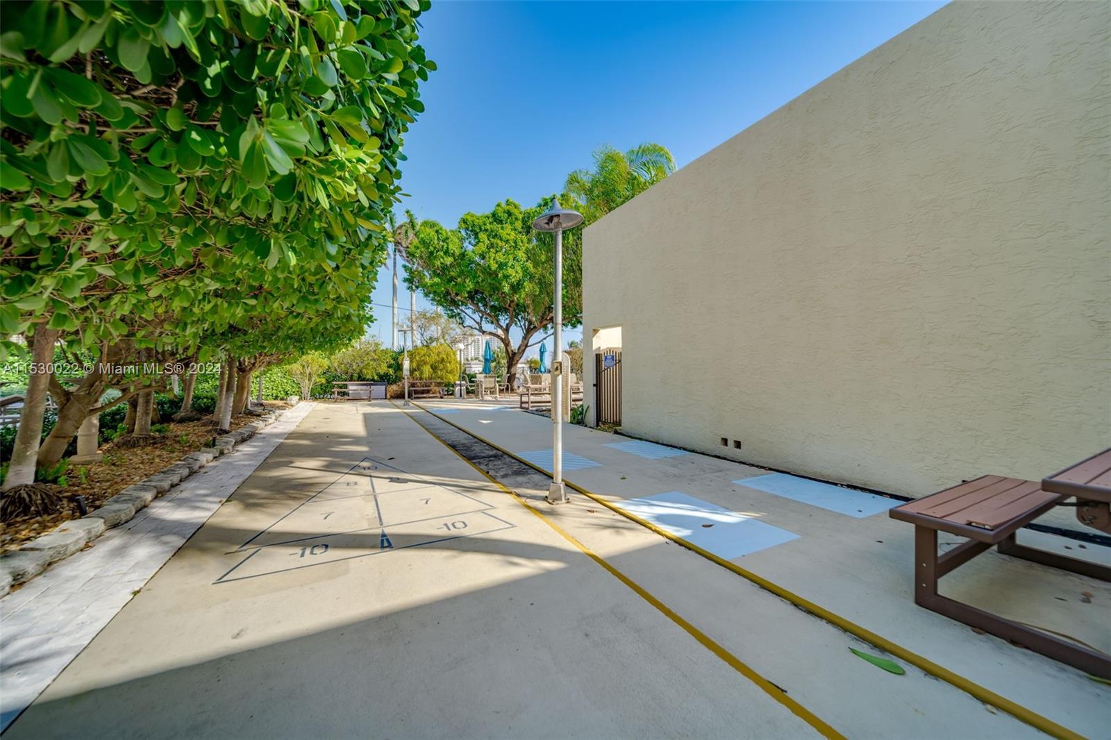 2500 Las Olas Blvd, Fort Lauderdale, FL, 33301 United States, 3 Bedrooms Bedrooms, ,2 BathroomsBathrooms,Residential,For Sale,Las Olas Blvd,A11530022