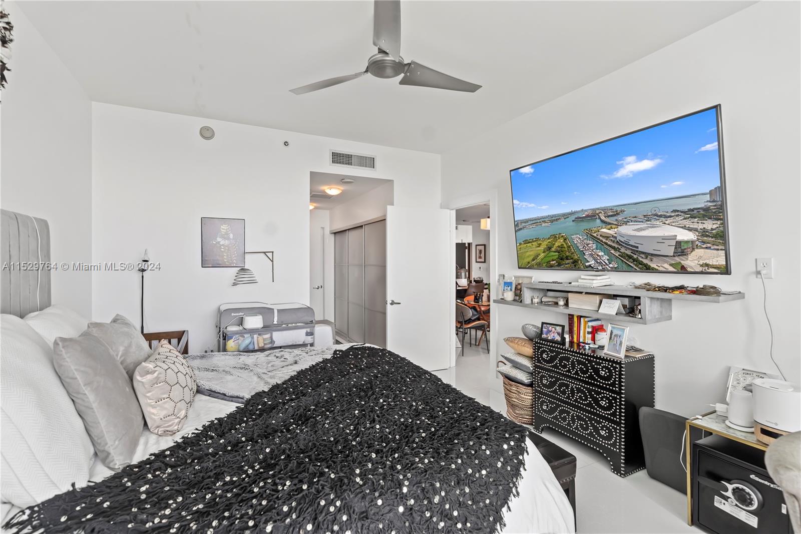 900 Biscayne Blvd 4102, Miami, Florida 33132, 3 Bedrooms Bedrooms, ,3 BathroomsBathrooms,Residential,For Sale,900 Biscayne Blvd 4102,A11529764