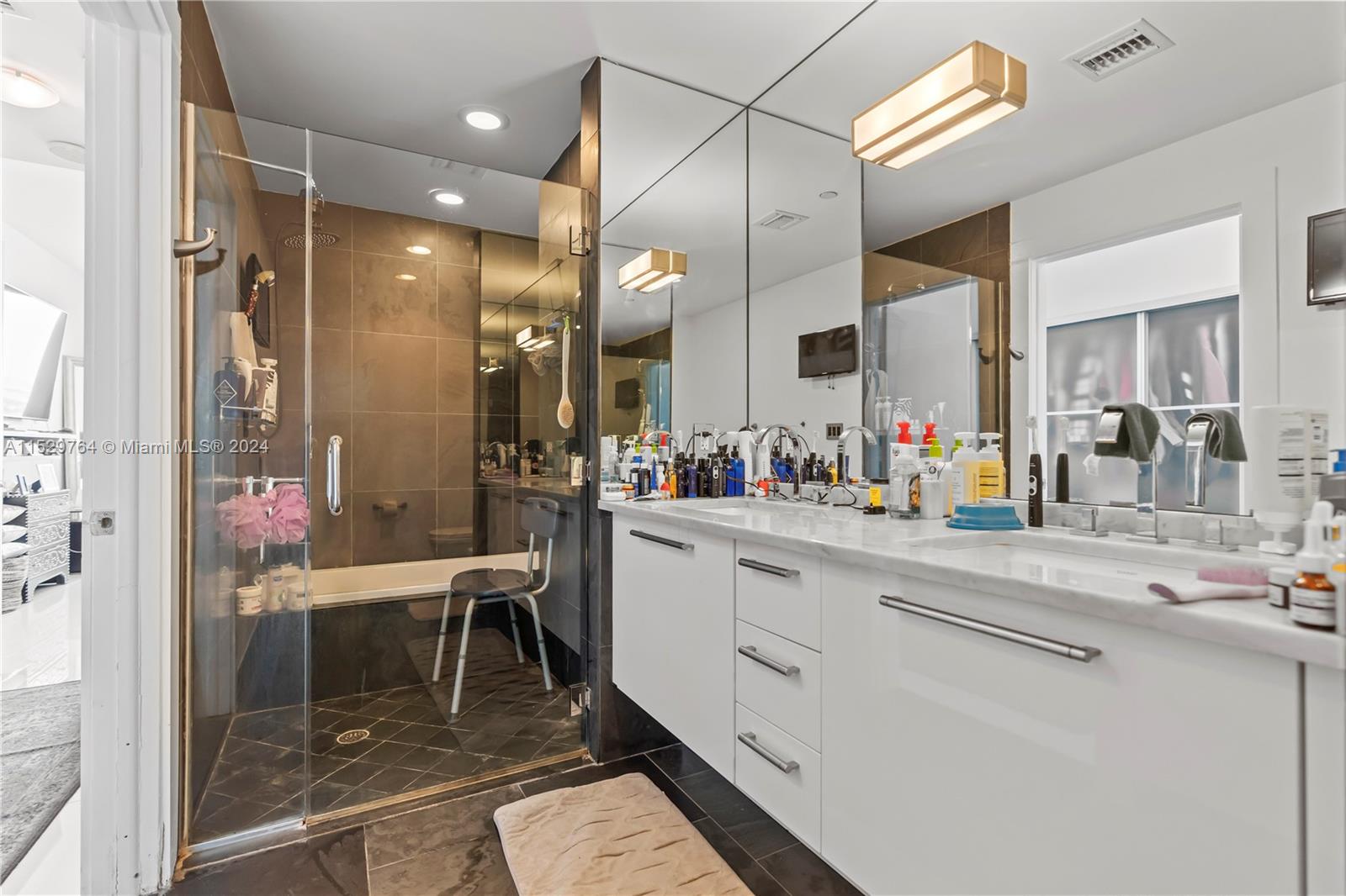 900 Biscayne Blvd 4102, Miami, Florida 33132, 3 Bedrooms Bedrooms, ,3 BathroomsBathrooms,Residential,For Sale,900 Biscayne Blvd 4102,A11529764