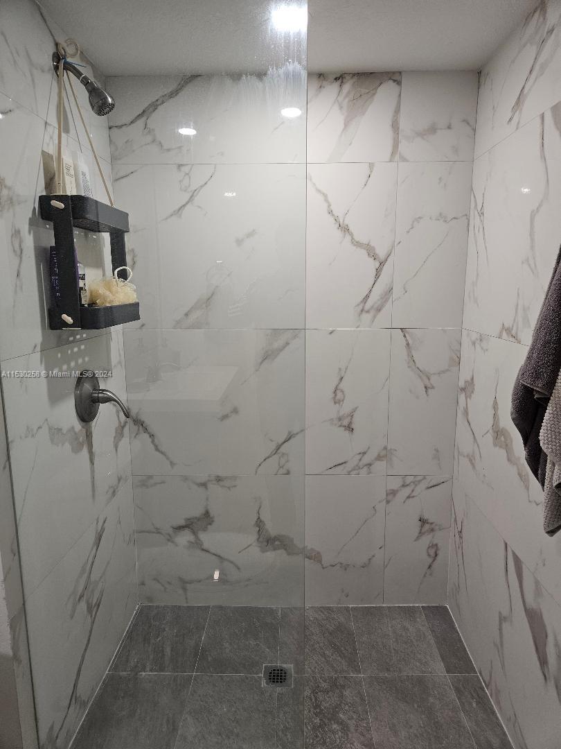 20335 Country Club Dr, Aventura, FL, 33180 United States, 2 Bedrooms Bedrooms, ,2 BathroomsBathrooms,Residential,For Sale,Country Club Dr,A11530258