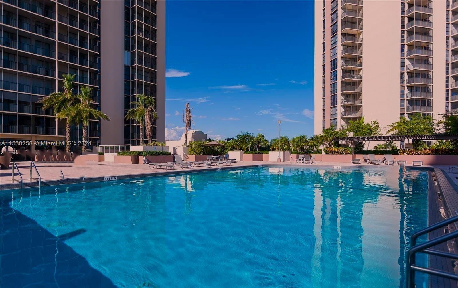20335 Country Club Dr, Aventura, FL, 33180 United States, 2 Bedrooms Bedrooms, ,2 BathroomsBathrooms,Residential,For Sale,Country Club Dr,A11530258