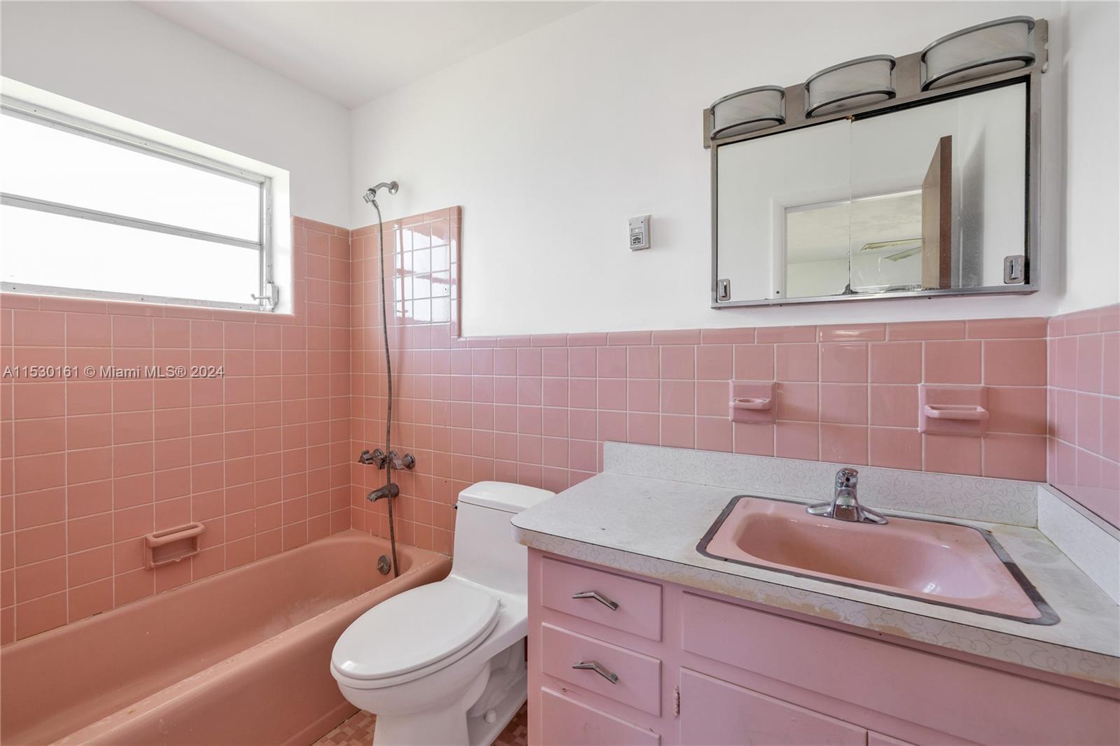 1160 NW 87 St, Miami, Florida 33150, 4 Bedrooms Bedrooms, ,3 BathroomsBathrooms,Residential,For Sale,1160 NW 87 St,A11530161