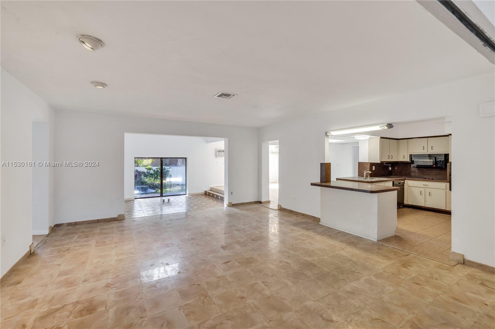 1160 NW 87 St, Miami, Florida 33150, 4 Bedrooms Bedrooms, ,3 BathroomsBathrooms,Residential,For Sale,1160 NW 87 St,A11530161