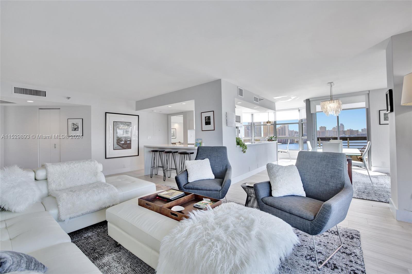 19101 Mystic Pointe Dr, Aventura, FL, 33180 United States, 3 Bedrooms Bedrooms, ,3 BathroomsBathrooms,Residential,For Sale,Mystic Pointe Dr,A11529893