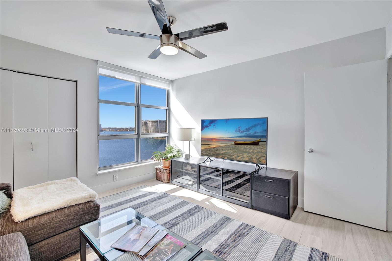 19101 Mystic Pointe Dr, Aventura, FL, 33180 United States, 3 Bedrooms Bedrooms, ,3 BathroomsBathrooms,Residential,For Sale,Mystic Pointe Dr,A11529893