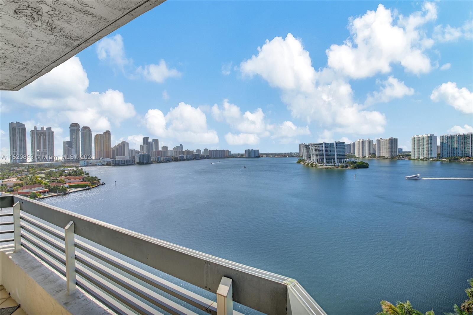 19101 Mystic Pointe Dr, Aventura, FL, 33180 United States, 3 Bedrooms Bedrooms, ,3 BathroomsBathrooms,Residential,For Sale,Mystic Pointe Dr,A11529893