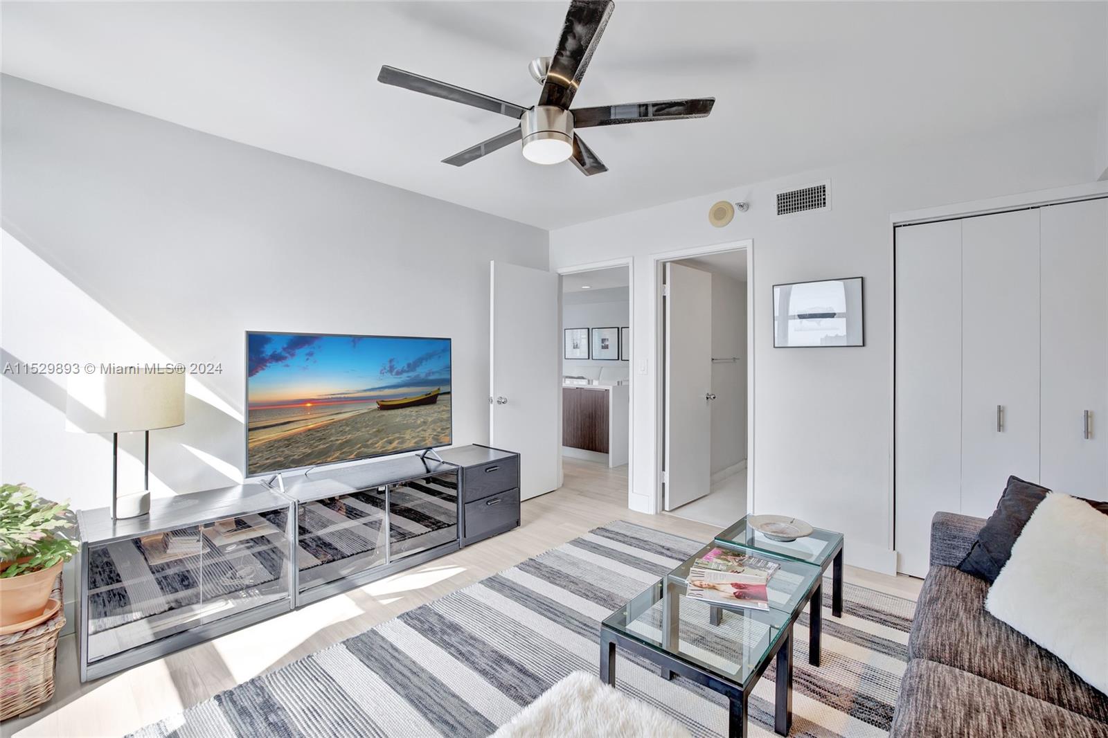 19101 Mystic Pointe Dr, Aventura, FL, 33180 United States, 3 Bedrooms Bedrooms, ,3 BathroomsBathrooms,Residential,For Sale,Mystic Pointe Dr,A11529893