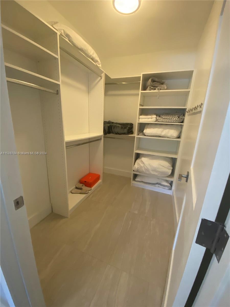 Walk in Closet Bedroom #2