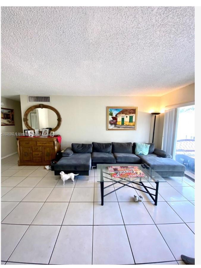 4154 79th Ave, Doral, FL, 33166 United States, 2 Bedrooms Bedrooms, ,2 BathroomsBathrooms,Residential,For Sale,79th Ave,A11530302