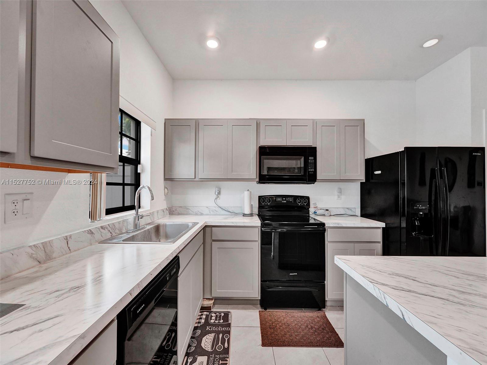 1107 SW 7th Ct, Florida City, Florida 33034, 3 Bedrooms Bedrooms, ,2 BathroomsBathrooms,Residential,For Sale,1107 SW 7th Ct,A11527752