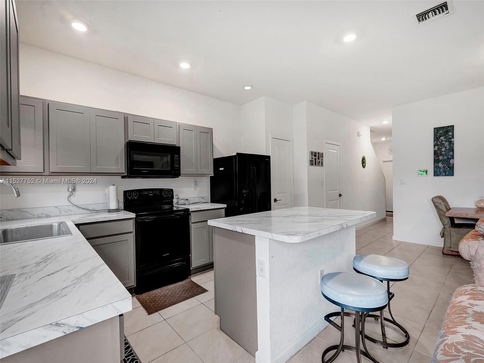 1107 SW 7th Ct, Florida City, Florida 33034, 3 Bedrooms Bedrooms, ,2 BathroomsBathrooms,Residential,For Sale,1107 SW 7th Ct,A11527752