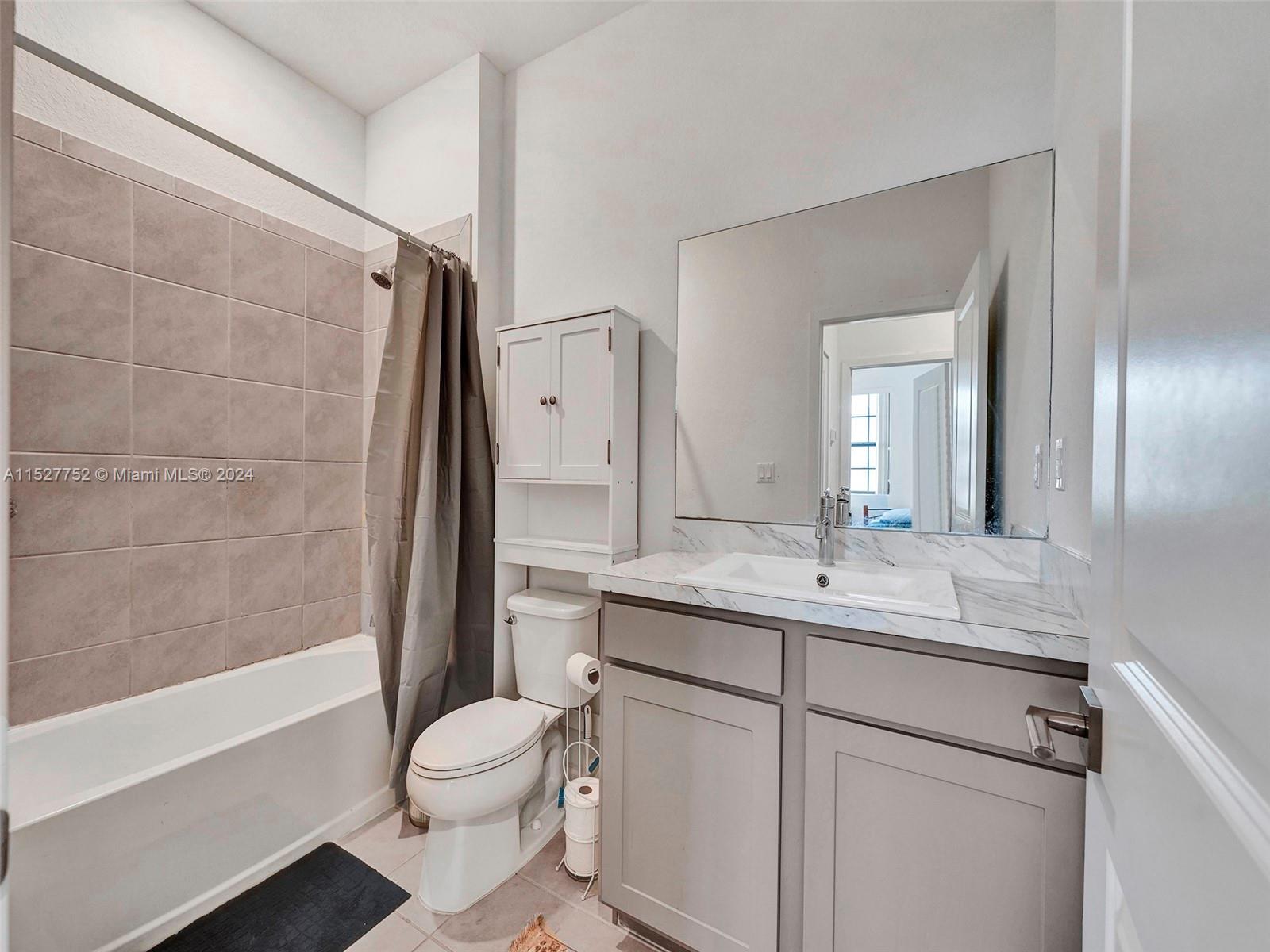 1107 SW 7th Ct, Florida City, Florida 33034, 3 Bedrooms Bedrooms, ,2 BathroomsBathrooms,Residential,For Sale,1107 SW 7th Ct,A11527752