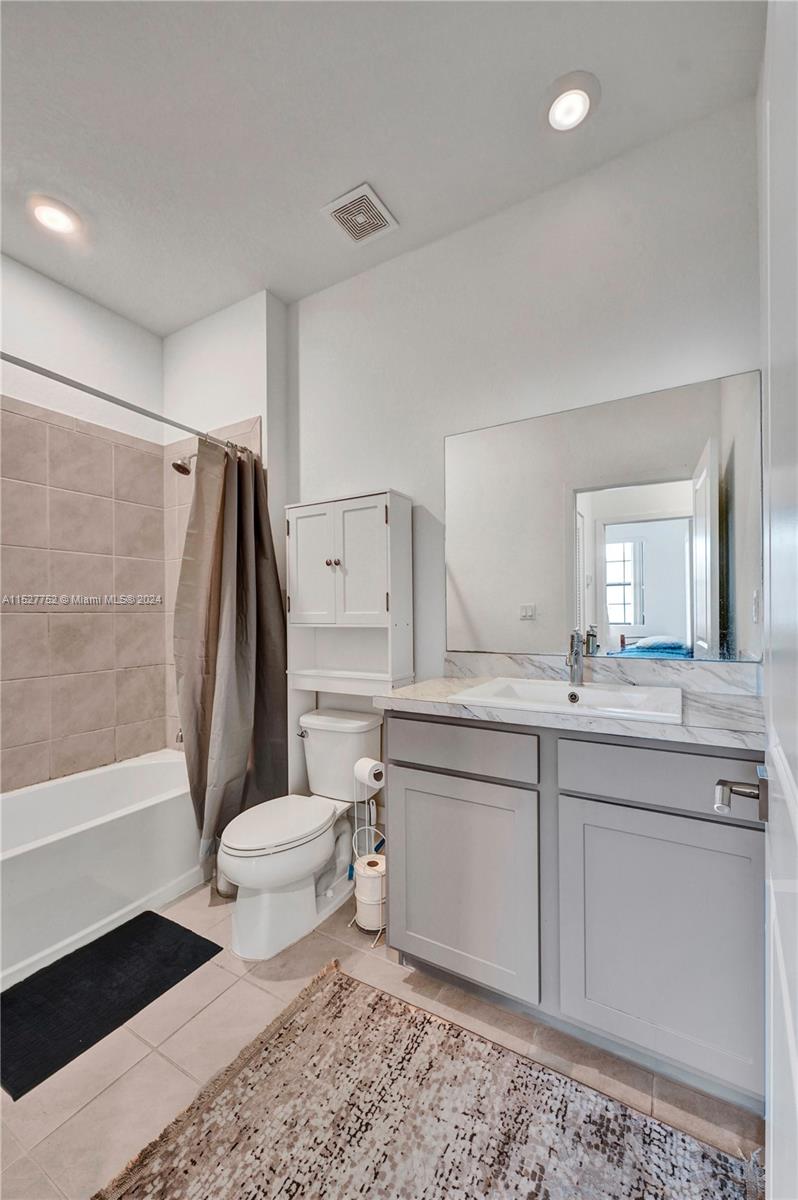 1107 SW 7th Ct, Florida City, Florida 33034, 3 Bedrooms Bedrooms, ,2 BathroomsBathrooms,Residential,For Sale,1107 SW 7th Ct,A11527752