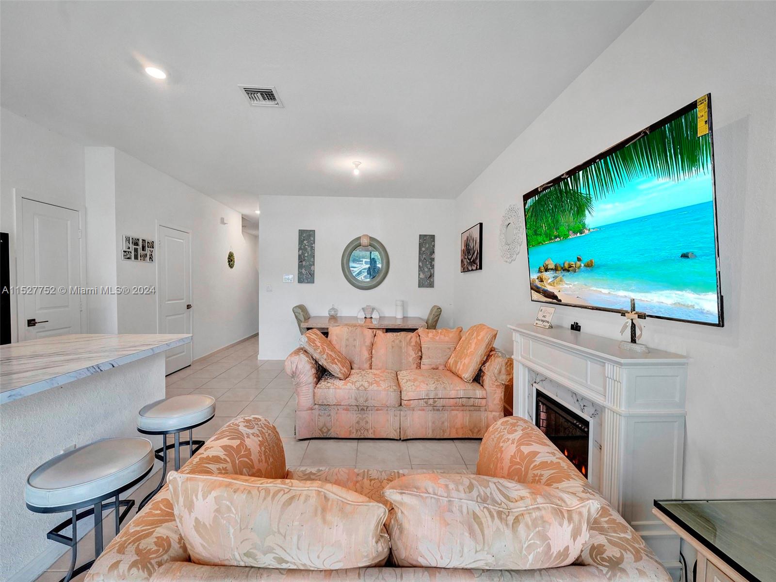 1107 SW 7th Ct, Florida City, Florida 33034, 3 Bedrooms Bedrooms, ,2 BathroomsBathrooms,Residential,For Sale,1107 SW 7th Ct,A11527752