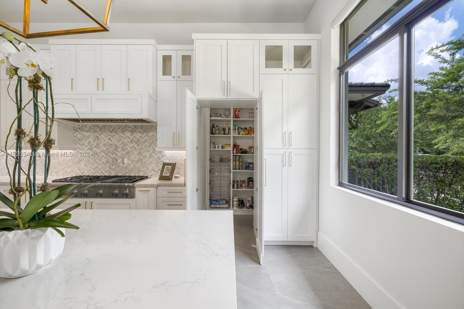 10325 69th Ave, Pinecrest, FL, 33156 United States, 5 Bedrooms Bedrooms, ,5 BathroomsBathrooms,Residential,For Sale,69th Ave,A11530342