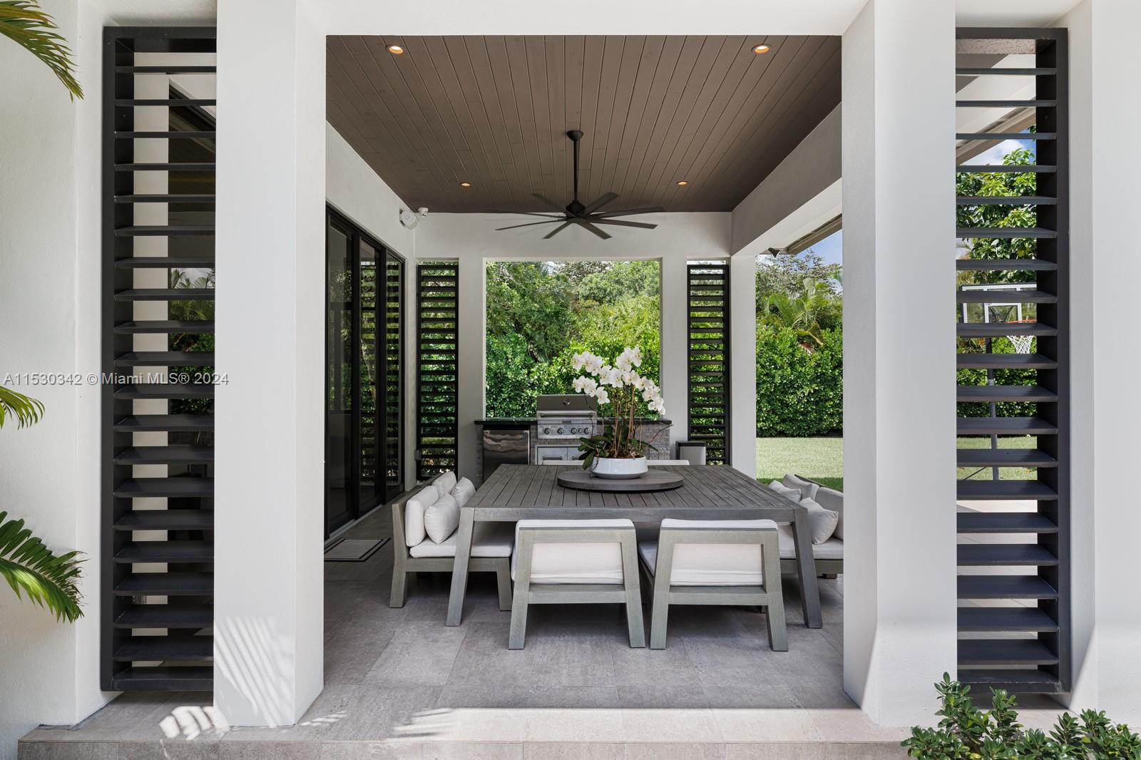 10325 69th Ave, Pinecrest, FL, 33156 United States, 5 Bedrooms Bedrooms, ,5 BathroomsBathrooms,Residential,For Sale,69th Ave,A11530342