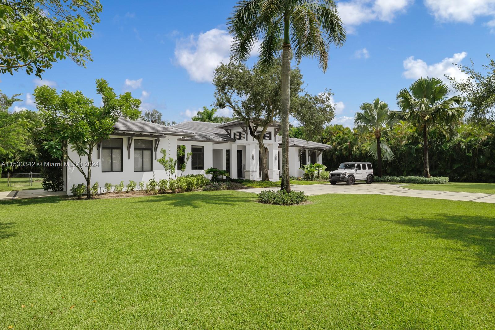 10325 SW 69th Ave, Pinecrest, Florida 33156, 5 Bedrooms Bedrooms, ,5 BathroomsBathrooms,Residential,For Sale,10325 SW 69th Ave,A11530342