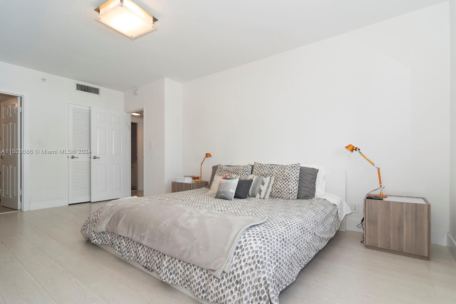 2501 S Ocean Dr 736, Hollywood, Florida 33019, 2 Bedrooms Bedrooms, ,2 BathroomsBathrooms,Residential,For Sale,2501 S Ocean Dr 736,A11528686