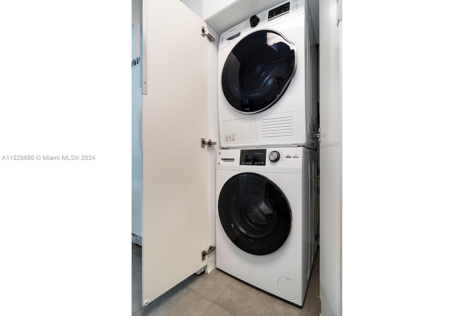 2501 S Ocean Dr 736, Hollywood, Florida 33019, 2 Bedrooms Bedrooms, ,2 BathroomsBathrooms,Residential,For Sale,2501 S Ocean Dr 736,A11528686