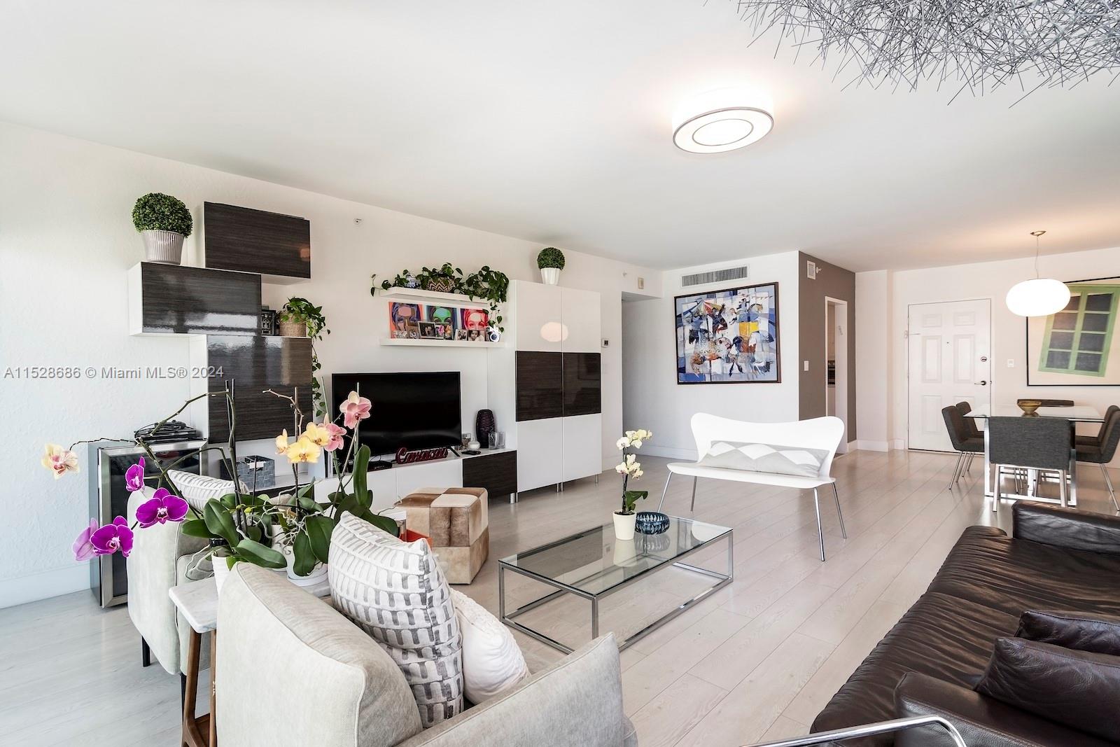 2501 S Ocean Dr 736, Hollywood, Florida 33019, 2 Bedrooms Bedrooms, ,2 BathroomsBathrooms,Residential,For Sale,2501 S Ocean Dr 736,A11528686