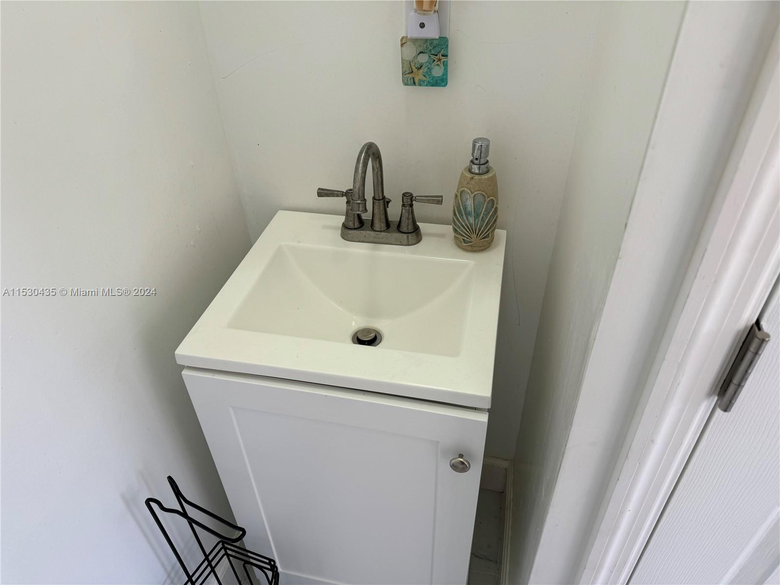 27645 SW 163rd Ave, Homestead, Florida 33031, 3 Bedrooms Bedrooms, ,2 BathroomsBathrooms,Residential,For Sale,27645 SW 163rd Ave,A11530435