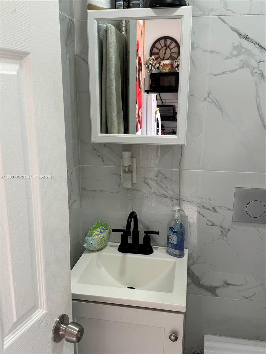 27645 SW 163rd Ave, Homestead, Florida 33031, 3 Bedrooms Bedrooms, ,2 BathroomsBathrooms,Residential,For Sale,27645 SW 163rd Ave,A11530435